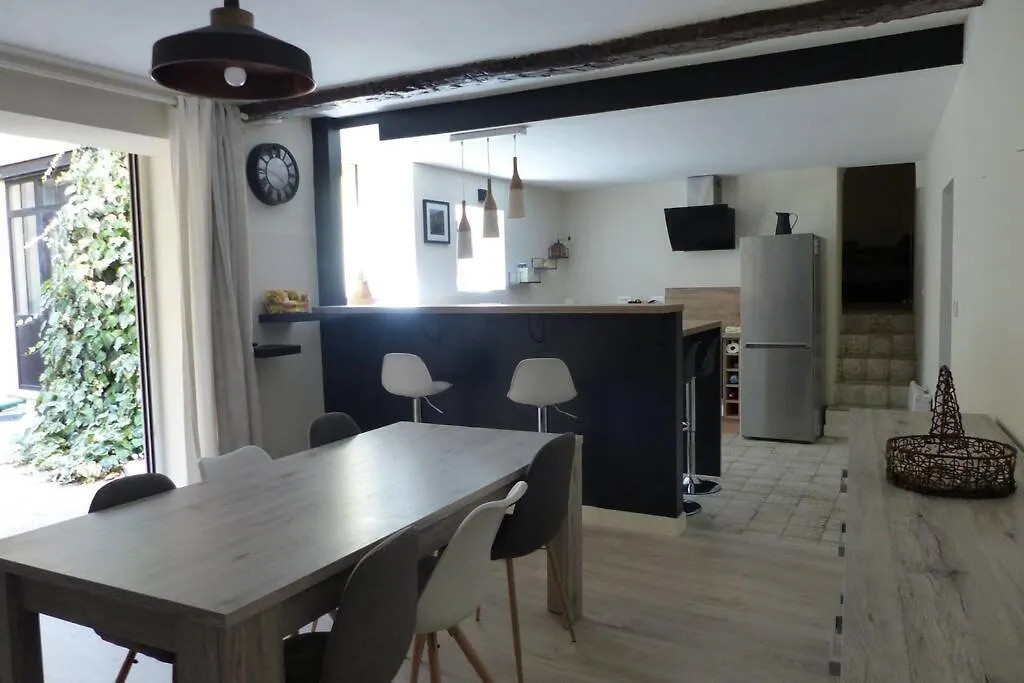 Le Romarin Villa Beaumes-de-Venise 0*,